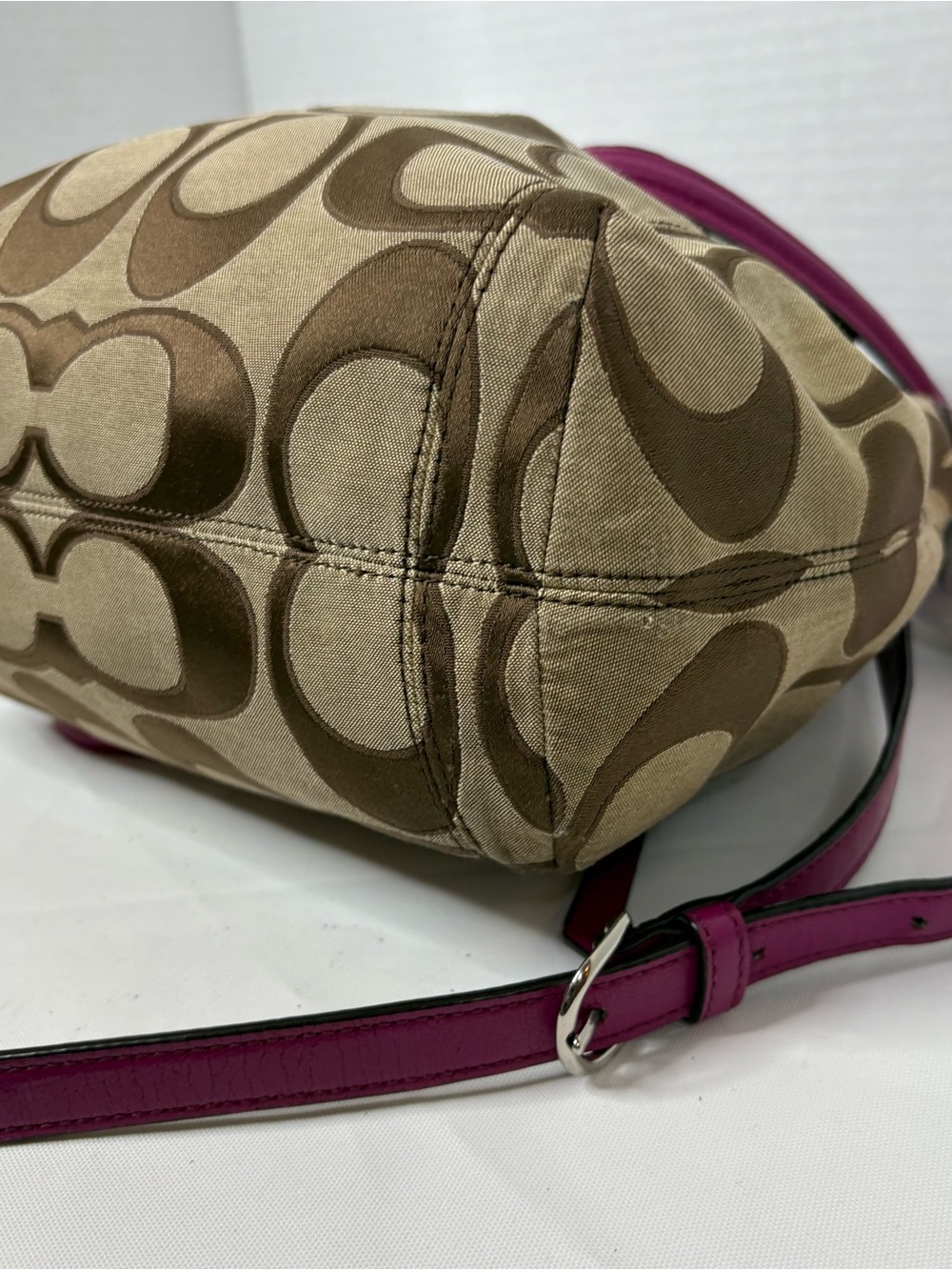Coach Daisy Brown Signature Drawstring Shoulder/Crossbody Bag with Pink Trim - Picture 11 of 12